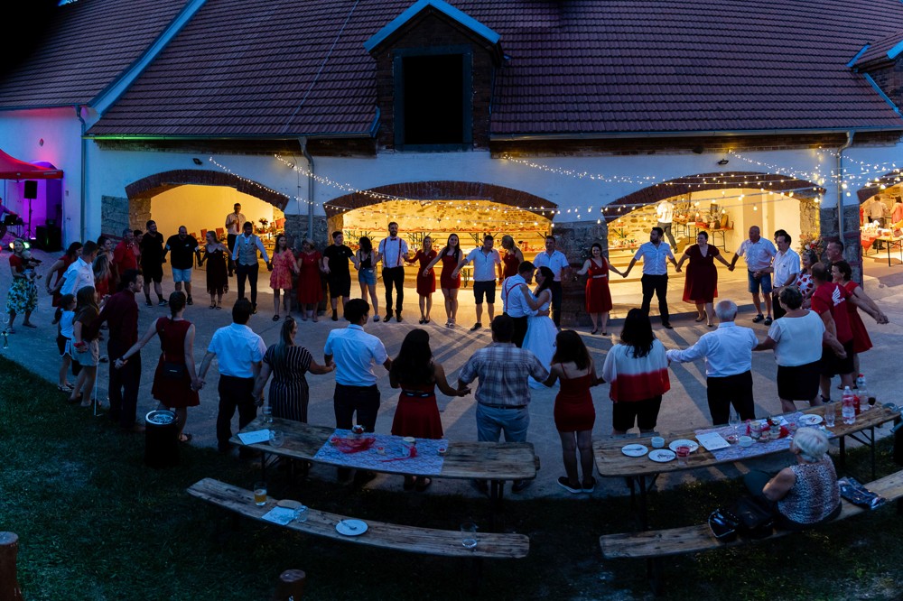 Svatba na Tvrzi Skočice